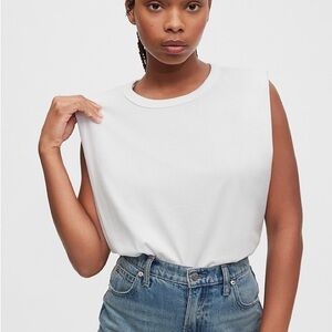 GAP Muscle Tee in White Size XS
